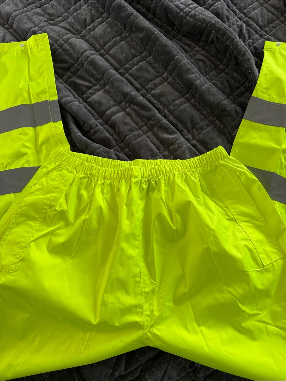 High-Visibility Yellow Men’s Safety Pants